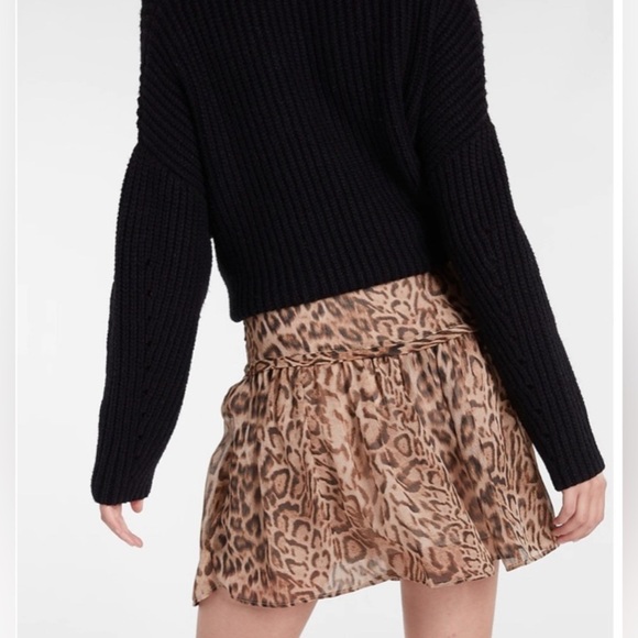 Express Leopard Print Mini Skirt- NWT- Size 4 - Picture 7 of 15